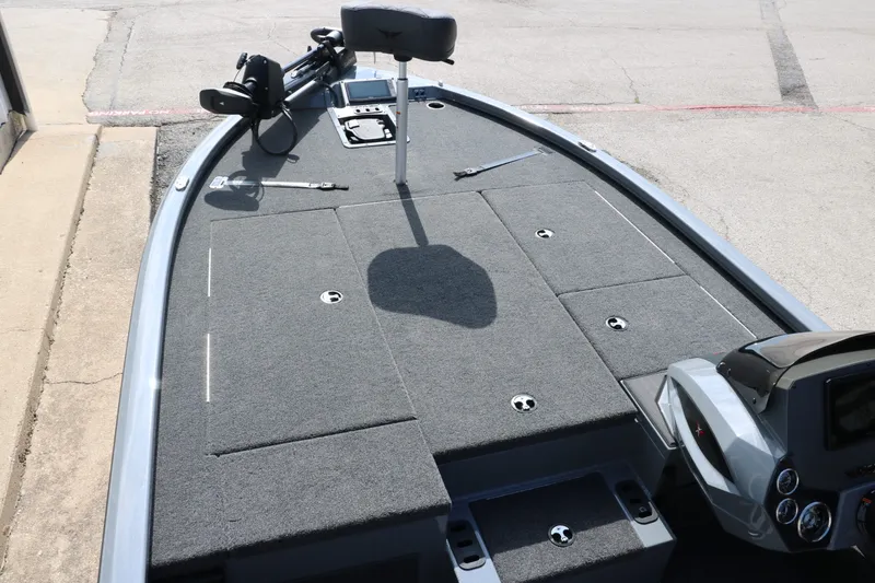 Slide: The Image of Vexus AVX 1980 2025 - 15