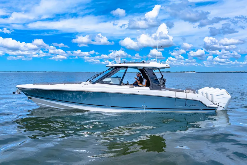 Slide: The Image of Boston Whaler 380 Realm 2025 - 0