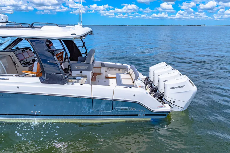 Slide: The Image of Boston Whaler 380 Realm 2025 - 13