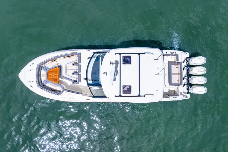 Slide: The Image of Boston Whaler 380 Realm 2025 - 6