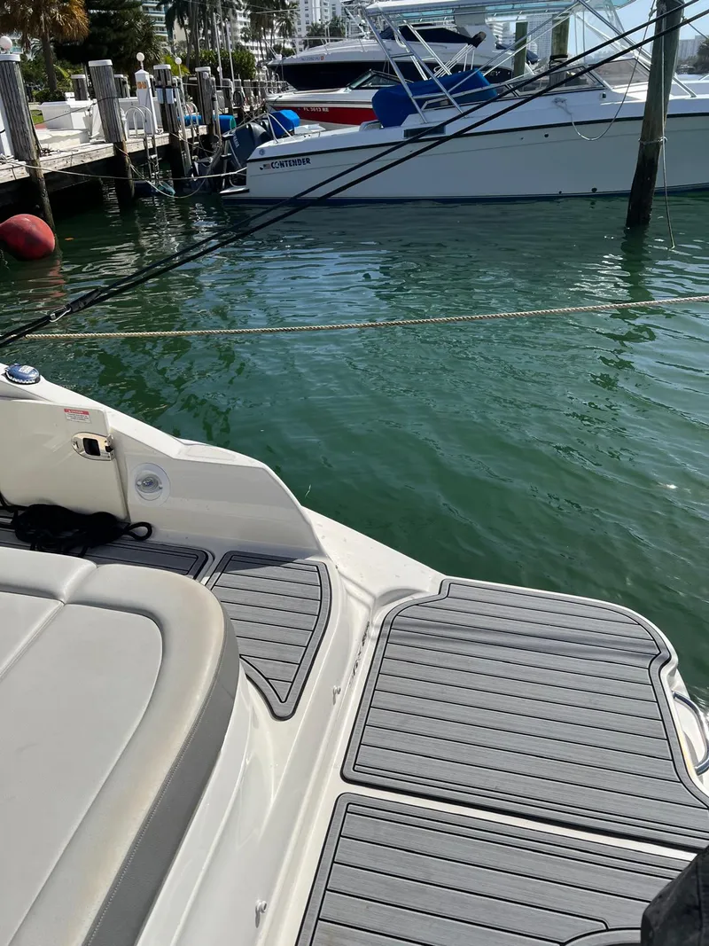 Slide: The Image of Sea Ray 270 SD OB 2021 - 35