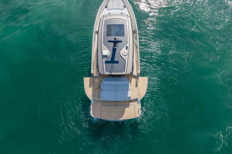 Slide: The Image of Azimut Seadeck 6 2025 - 9