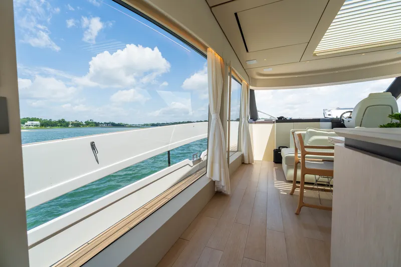 Slide: The Image of Azimut Seadeck 6 2025 - 30