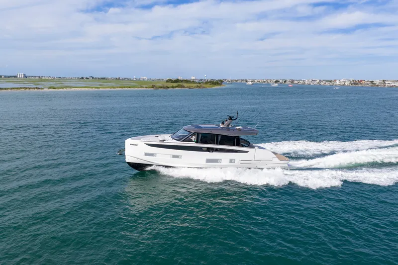 Slide: The Image of Azimut Seadeck 6 2025 - 3