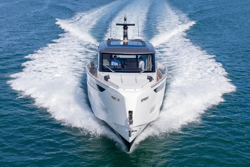 Slide: The Image of Azimut Seadeck 6 2025 - 7