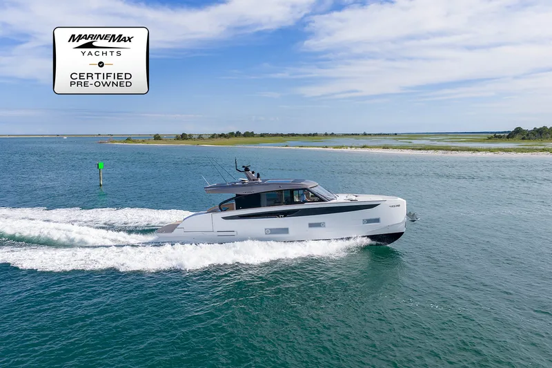 Slide: The Image of Azimut Seadeck 6 2025 - 0