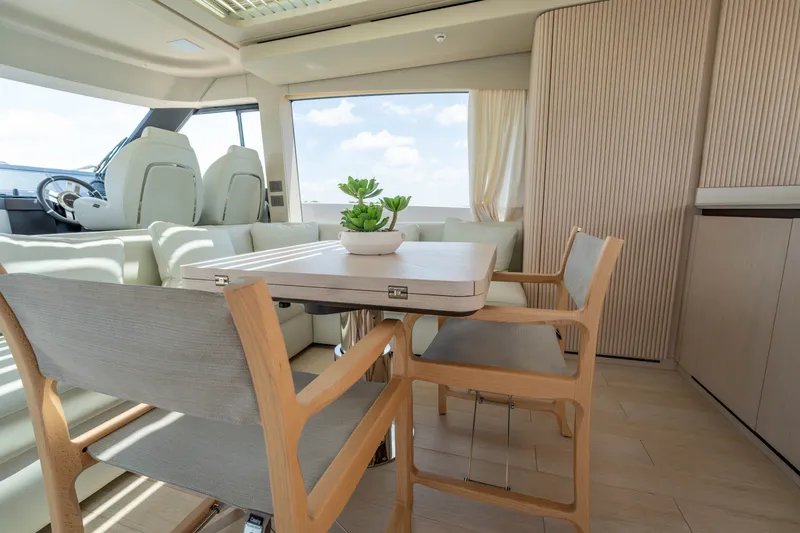 Slide: The Image of Azimut Seadeck 6 2025 - 28