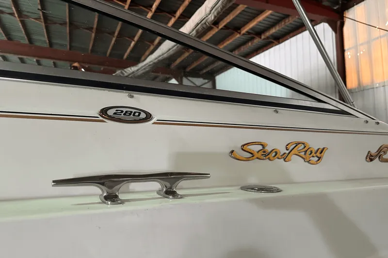 Slide: The Image of Sea Ray 280 SUN SPORT 1996 - 17