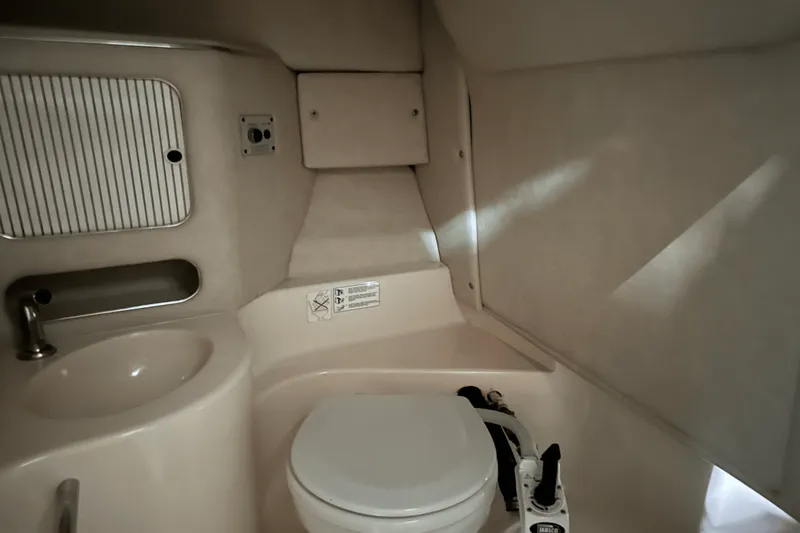 Slide: The Image of Sea Ray 280 SUN SPORT 1996 - 28