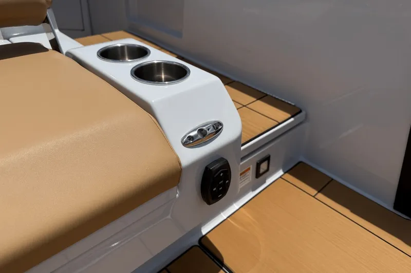 Slide: The Image of Aviara AV36 2024 - 15