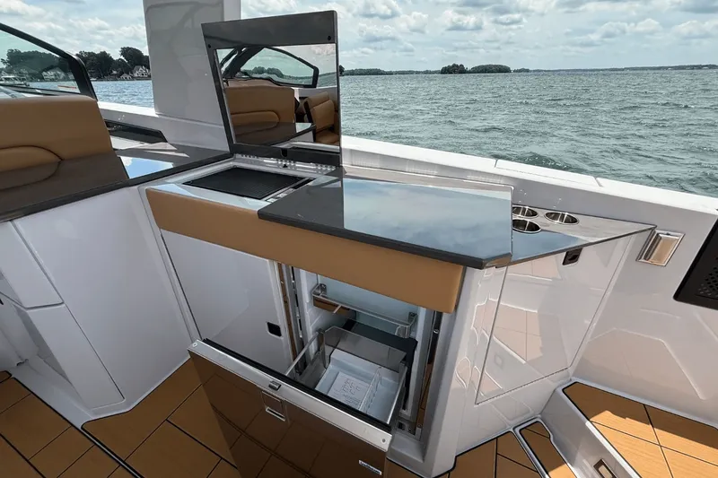 Slide: The Image of Aviara AV36 2024 - 20