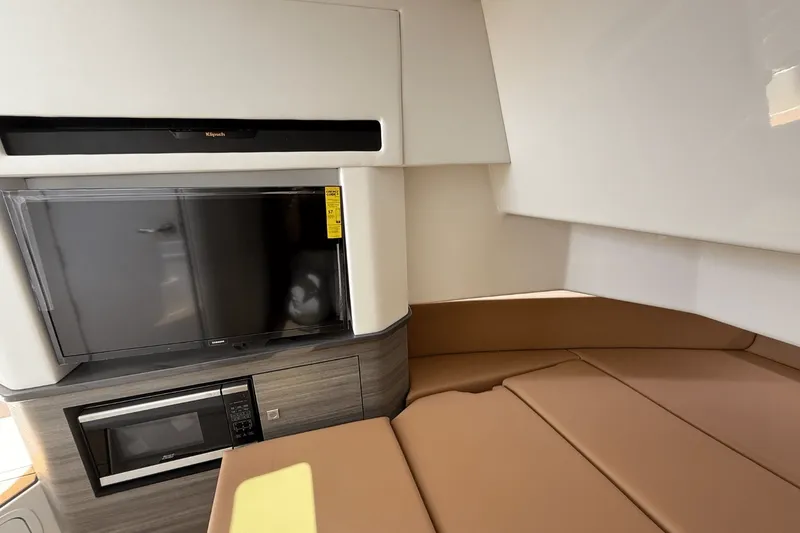 Slide: The Image of Aviara AV36 2024 - 30