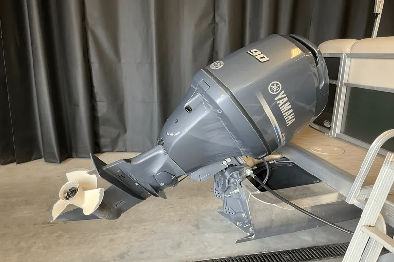 Slide: The Image of Bennington 22SSRX 2017 - 10