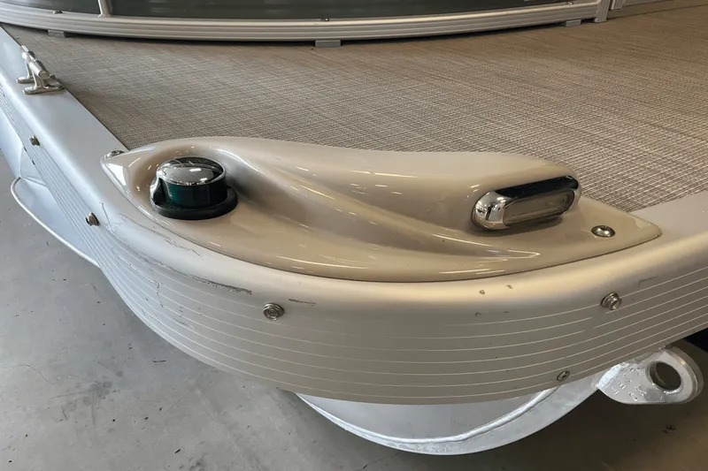 Slide: The Image of Bennington 22SSRX 2017 - 12