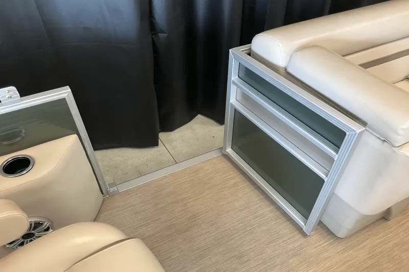 Slide: The Image of Bennington 22SSRX 2017 - 27