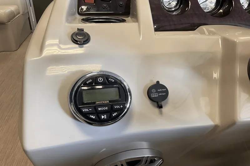 Slide: The Image of Bennington 22SSRX 2017 - 33