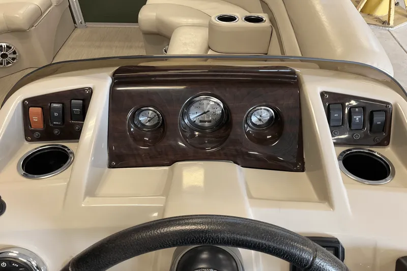 Slide: The Image of Bennington 22SSRX 2017 - 35