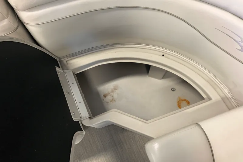 Slide: The Image of Bennington 22SSRX 2017 - 40