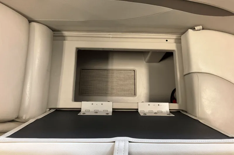 Slide: The Image of Bennington 22SSRX 2017 - 43