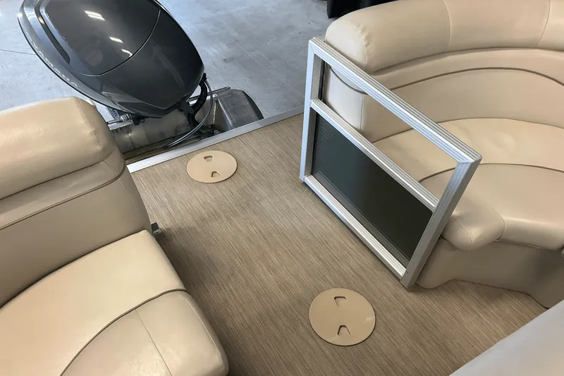 Slide: The Image of Bennington 22SSRX 2017 - 46