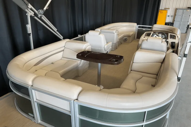 Slide: The Image of Bennington 22SSRX 2017 - 6