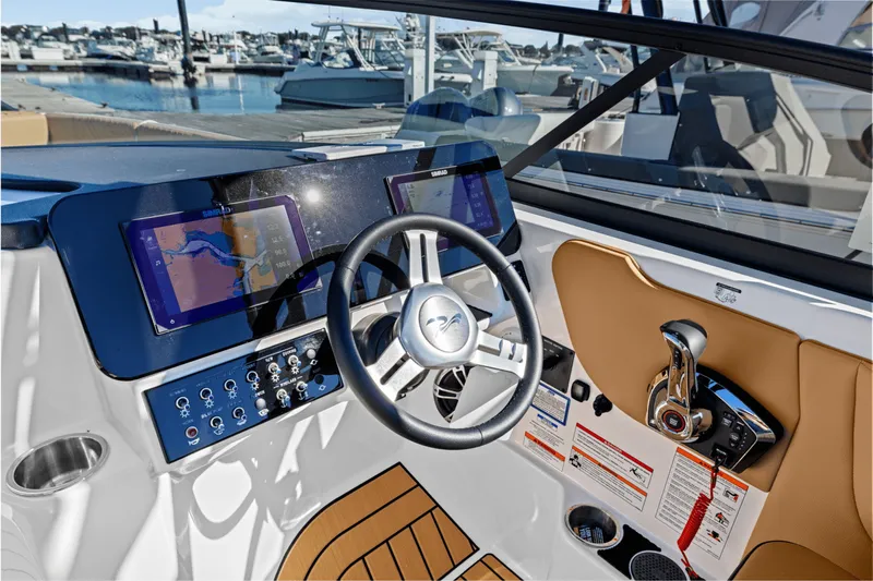 Slide: The Image of Sea Ray SDX 270 Outboard 2025 - 22