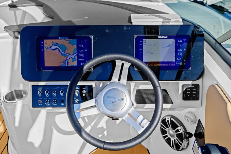 Slide: The Image of Sea Ray SDX 270 Outboard 2025 - 23