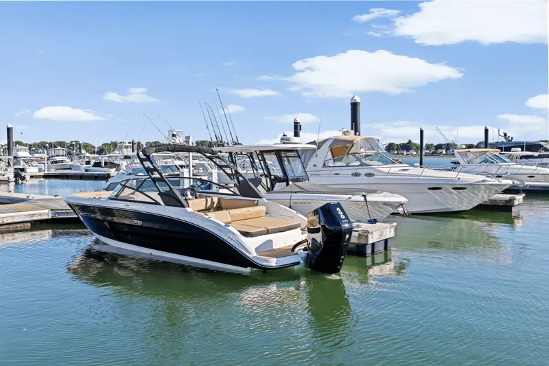 Slide: The Image of Sea Ray SDX 270 Outboard 2025 - 3