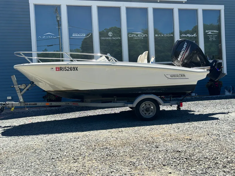 Slide: The Image of Boston Whaler 130 SUPER SPORT 2019 - 9