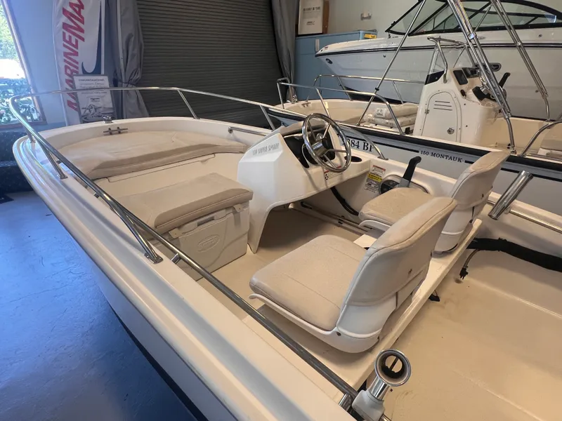 Slide: The Image of Boston Whaler 130 SUPER SPORT 2019 - 6