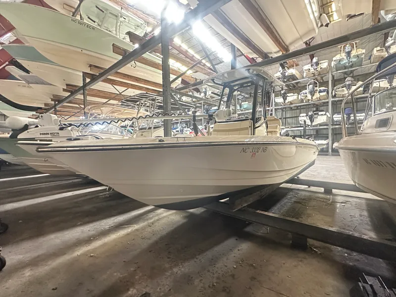 The Image of Boston Whaler 220 DAUNTLESS 2023 - 0