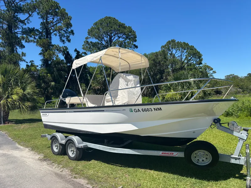 Slide: The Image of Boston Whaler 190 MONTAUK 2008 - 2