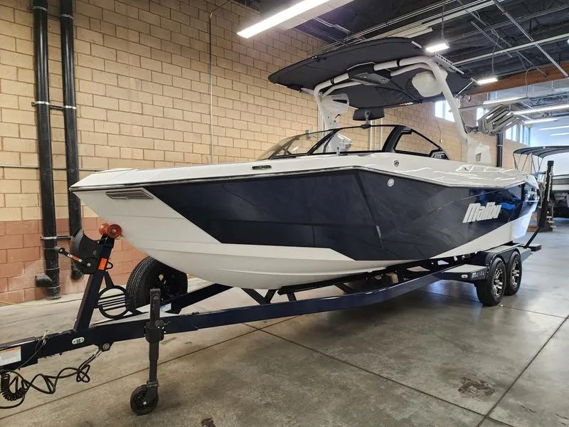 Slide: The Image of Malibu 26 LSV 2025 - 1