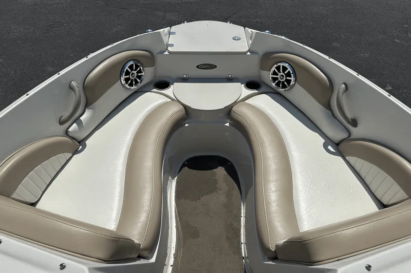 Slide: The Image of Stingray 198LX 2014 - 14