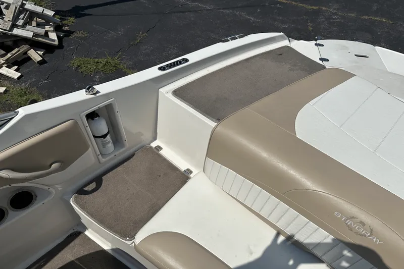 Slide: The Image of Stingray 198LX 2014 - 23