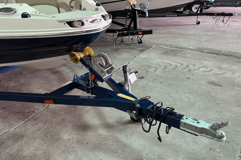 Slide: The Image of Stingray 198LX 2014 - 32