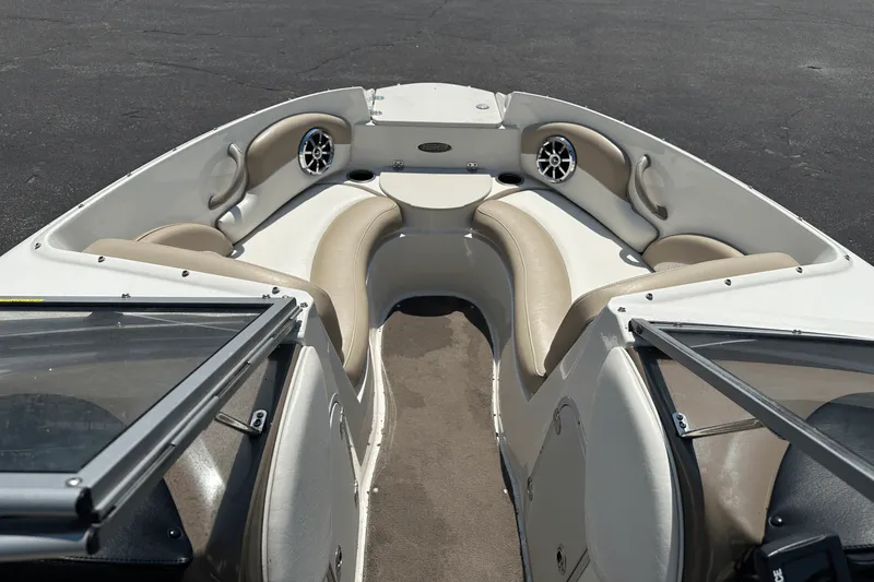 Slide: The Image of Stingray 198LX 2014 - 7