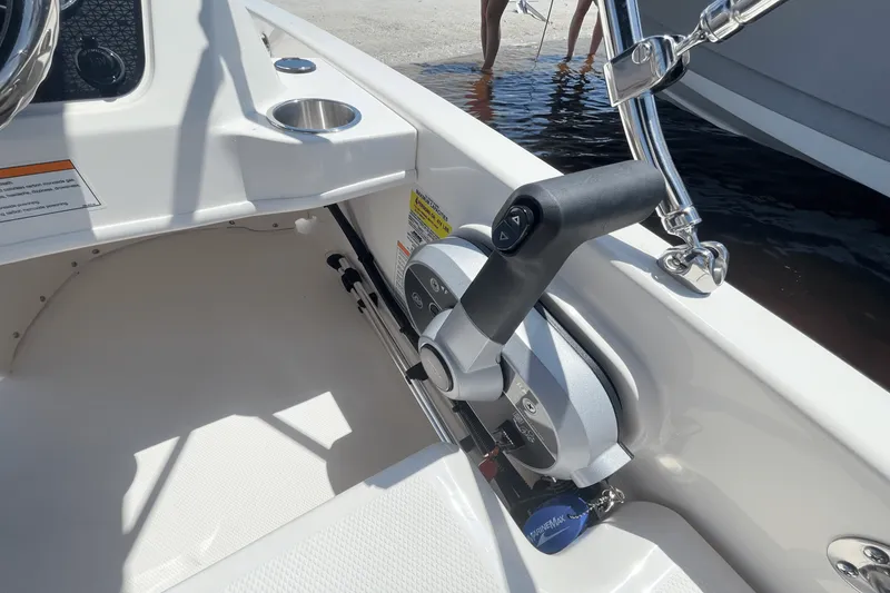 Slide: The Image of Boston Whaler 130 Super Sport 2026 - 4