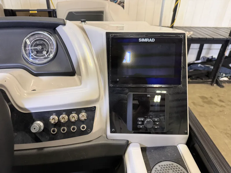 Slide: The Image of Barletta Cabrio 22 QC 2026 - 28