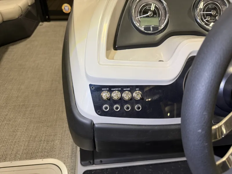 Slide: The Image of Barletta Cabrio 22 QC 2026 - 26