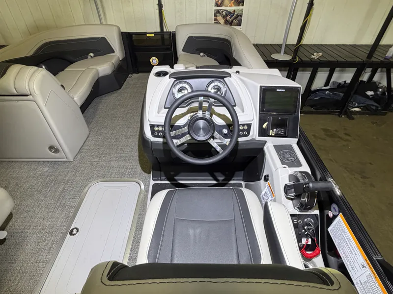 Slide: The Image of Barletta Cabrio 22 QC 2026 - 25