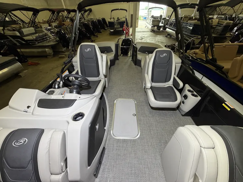 Slide: The Image of Barletta Cabrio 22 QC 2026 - 21