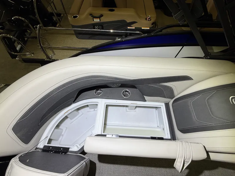 Slide: The Image of Barletta Cabrio 22 QC 2026 - 35