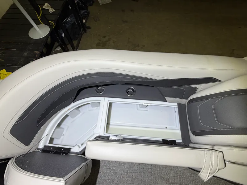 Slide: The Image of Barletta Cabrio 22 QC 2026 - 15