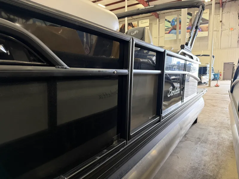 Slide: The Image of Barletta Cabrio 22 QC 2026 - 11