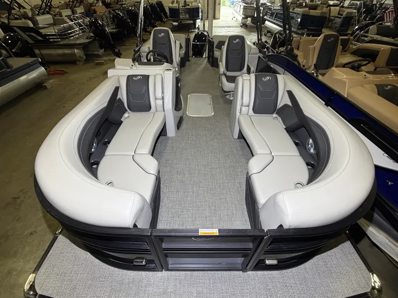 Slide: The Image of Barletta Cabrio 22 QC 2026 - 13