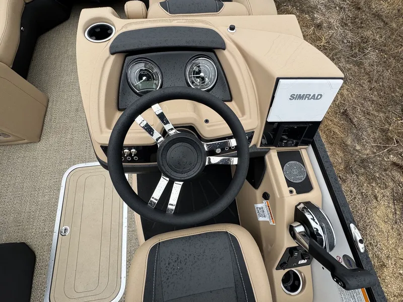 Slide: The Image of Barletta Cabrio 22 U 2026 - 11