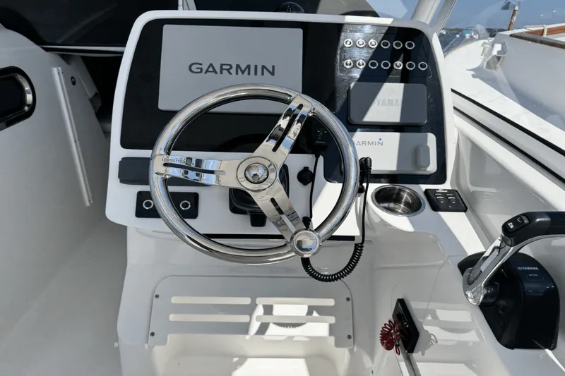 Slide: The Image of EdgeWater 248 CX 2021 - 6