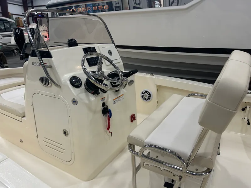 Slide: The Image of Scout 188 Sportfish 2026 - 15