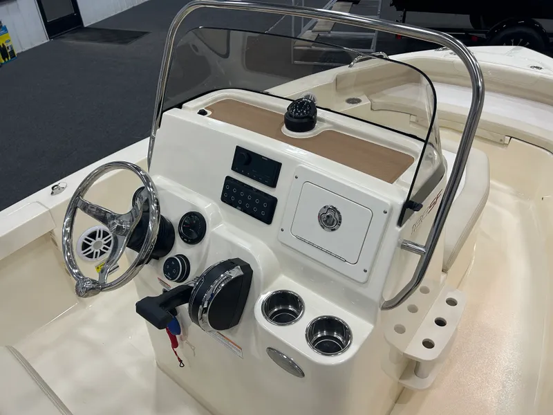 Slide: The Image of Scout 188 Sportfish 2026 - 17